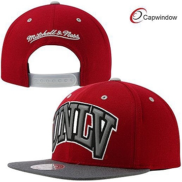 查看 (01037) Red and Grey Adjustable Snapback Hat with 3D Embroidery 详情